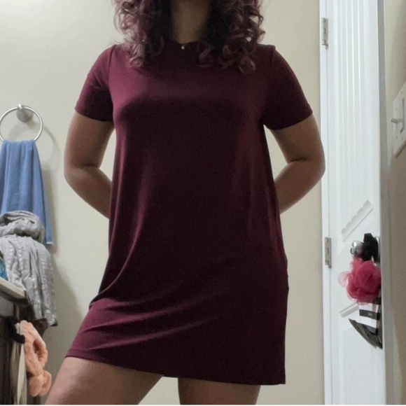 Brandy Melville Women's Short-sleeved T-shirt Dress - Picture 13 of 13